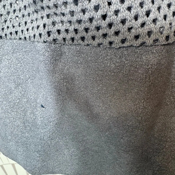 Krisa REVOLVE Brand Women’s Coated Knit Mixed Mesh Vest in Grey‎ Size XS - Picture 6 of 8